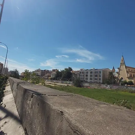 Del Parque Flats Alvarez *