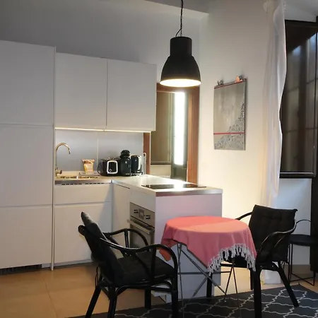 Del Parque Flats Alvarez Apartmán *