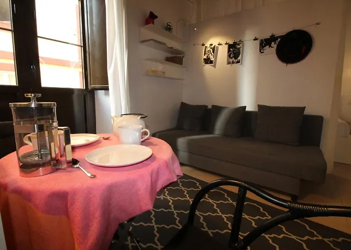 Del Parque Flats Alvarez شقة *