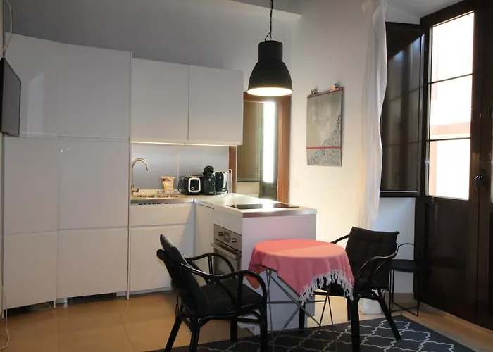 Del Parque Flats Alvarez شقة *